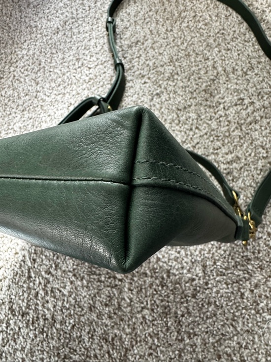 The Transport Shoulder Crossbody Bag - Picture 6 of 10